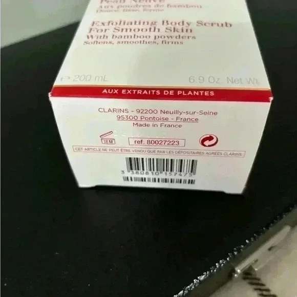 Clarins exfoliating Body scrub New in Box - Picture 2 of 8